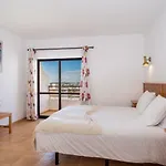 Mirachoro Da Rocha Apartmanhotel 2*