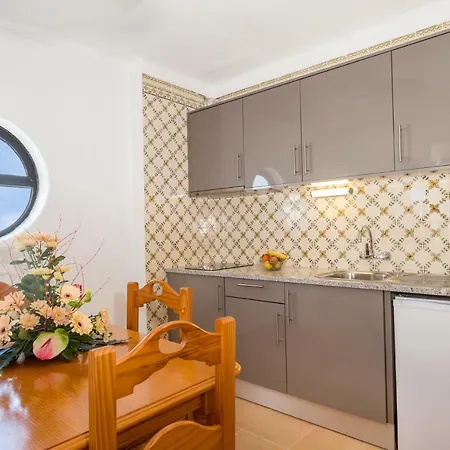 Apartmanhotel Mirachoro Da Rocha Portimão